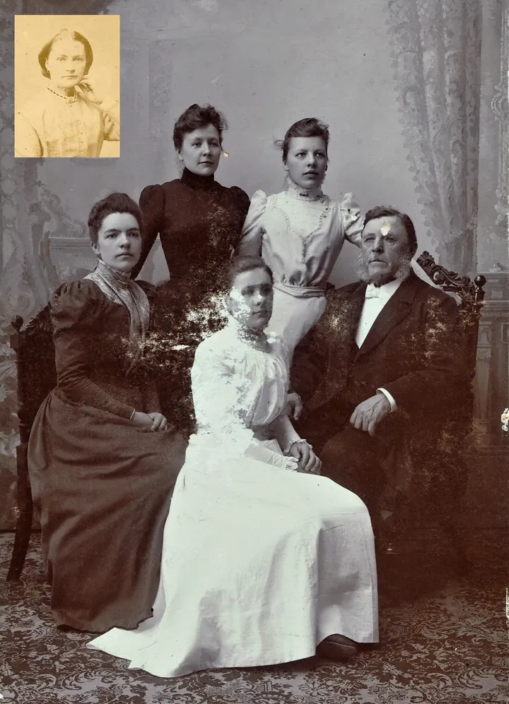 Foto de familia restaurada